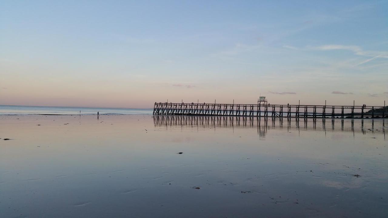 Normandie Sword Beach Hermanville-sur-Mer Exterior foto